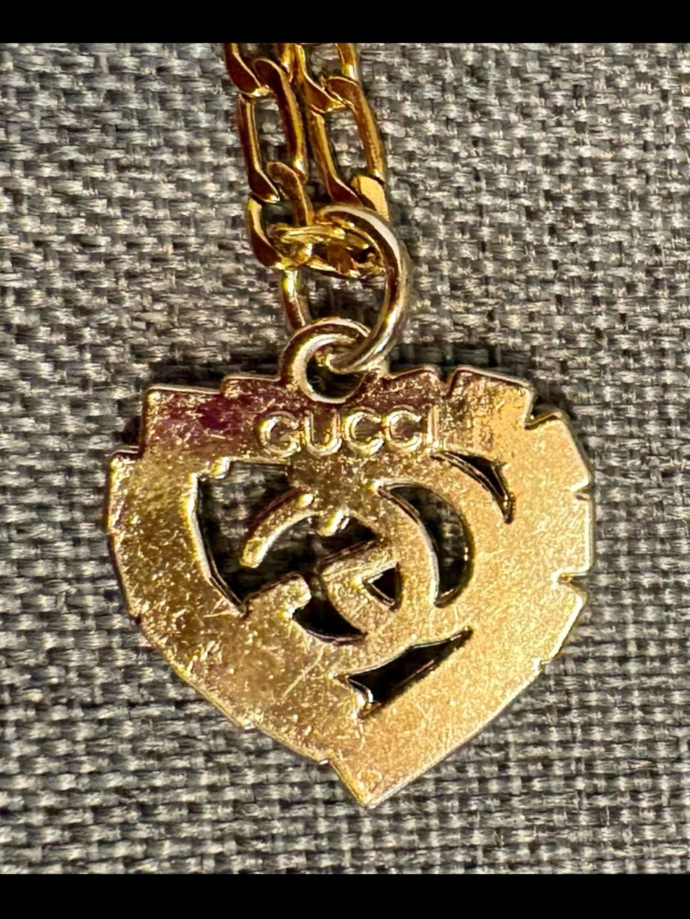 Authentic Gucci Heart charm with pink crystals on 18 karat gold plated 17" chain - Picture 4 of 7